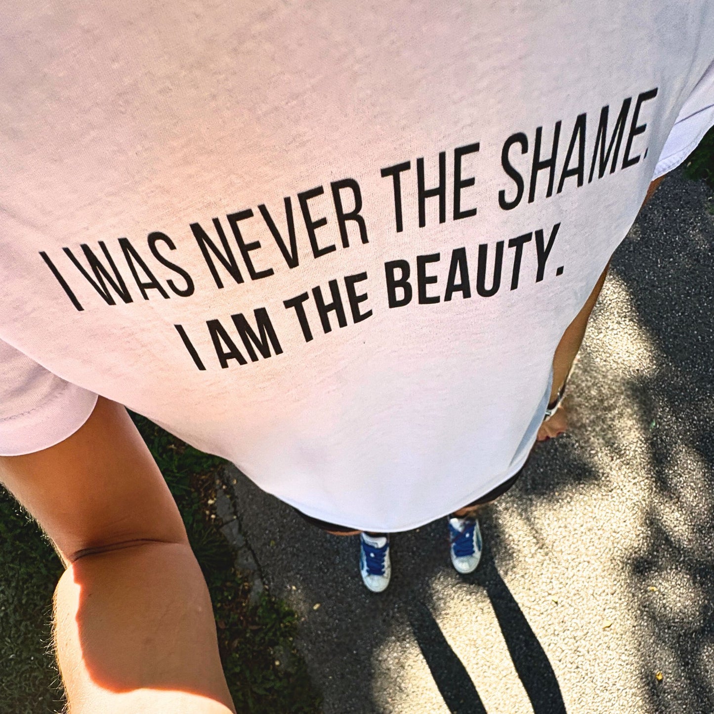 THE BEAUTY White T-shirt